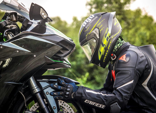 Full Motorcycle Protective Gear Guide for Every Rider